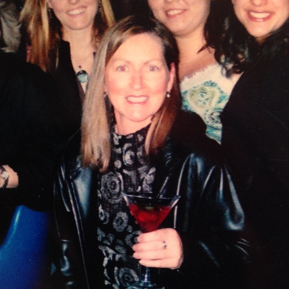 Meet your Posher, Suzanne - Picture 1 of 1